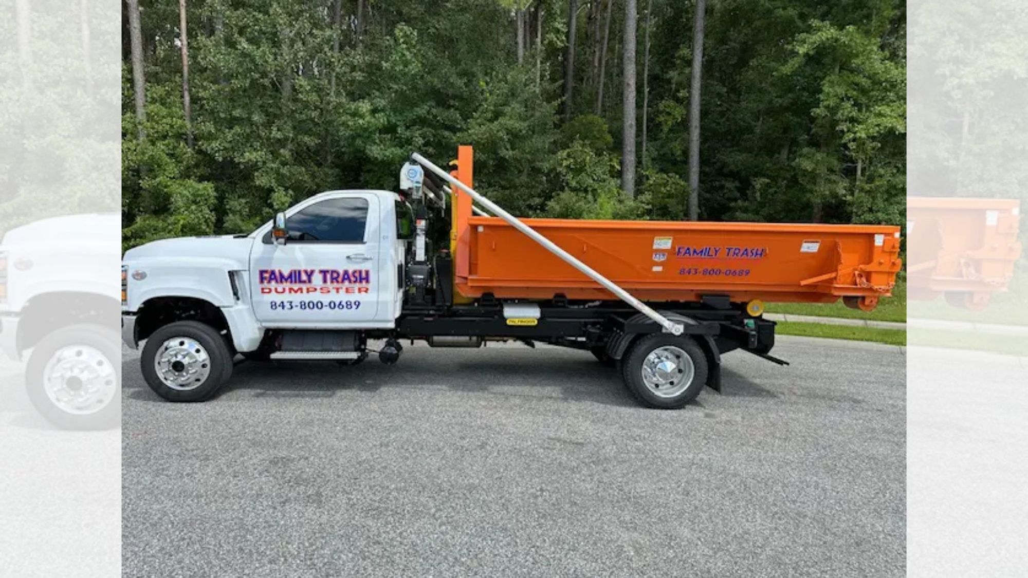 Signs You Need a Dumpster Instead of Curbside Pickup